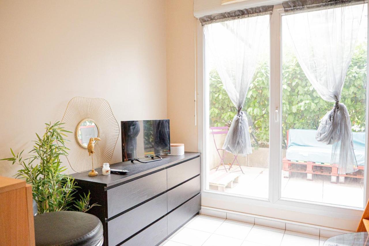 Apartmán Charming Studio Near Jean Mace Lyon Exteriér fotografie